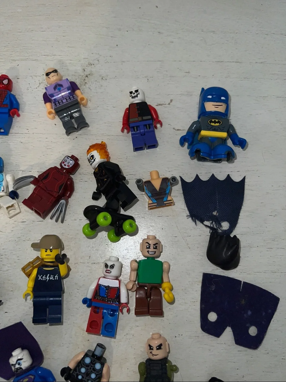 Huge lot Lego Marvel DC Superheroes mini figures